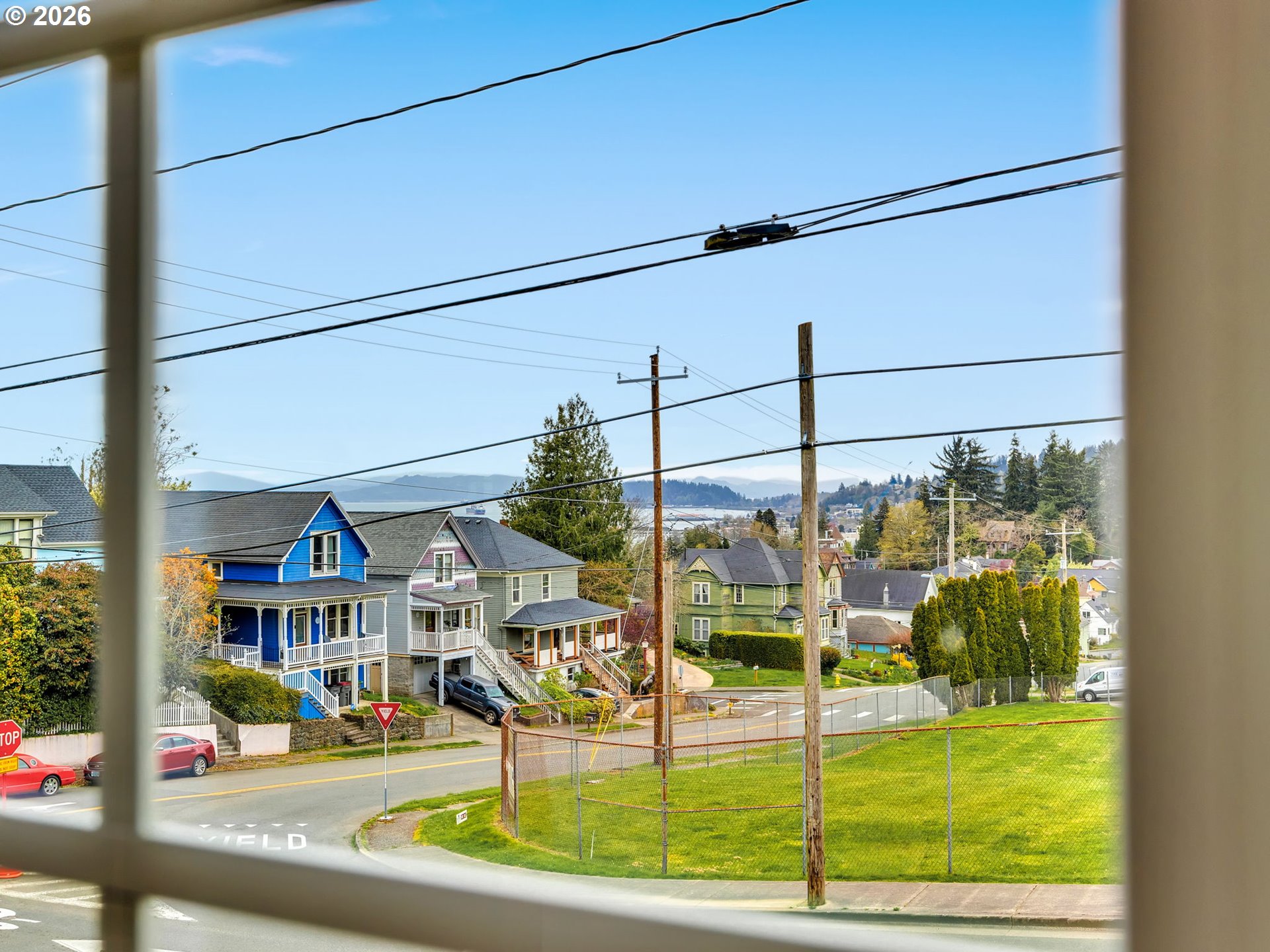933 8th Street Astoria, OR 97103 - Photo 18 of 31 a building view with outdoor space