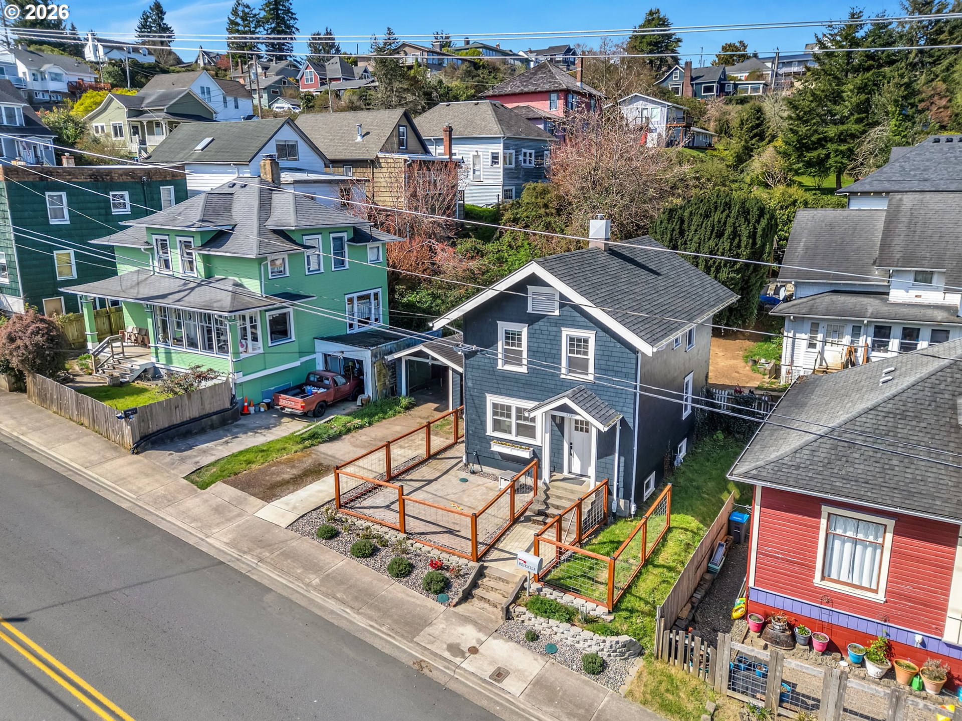 933 8th Street Astoria, OR 97103 - Photo 25 of 31 an aerial view of multiple houses with a street