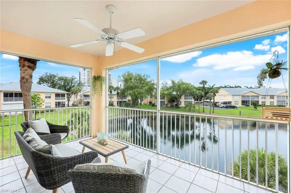 $4,500 | 437 Wiggins Lake Court, Unit 201, Naples, FL 34110