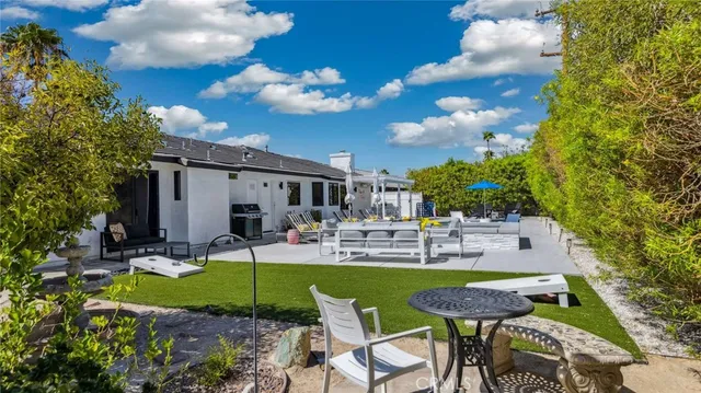 $5,000 | 2004 East Nicola Road, Palm Springs, CA 92262