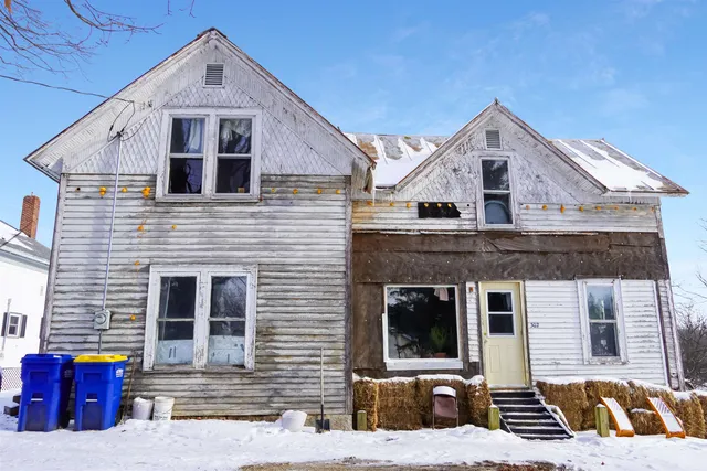 $79,999 | 302 North Garden Street, Ontario, WI 54651