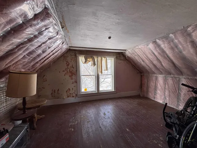 $79,999 | 302 North Garden Street, Ontario, WI 54651