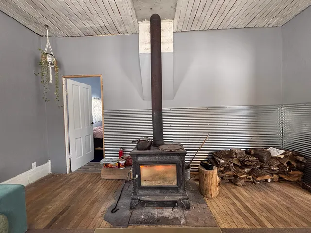 $79,999 | 302 North Garden Street, Ontario, WI 54651