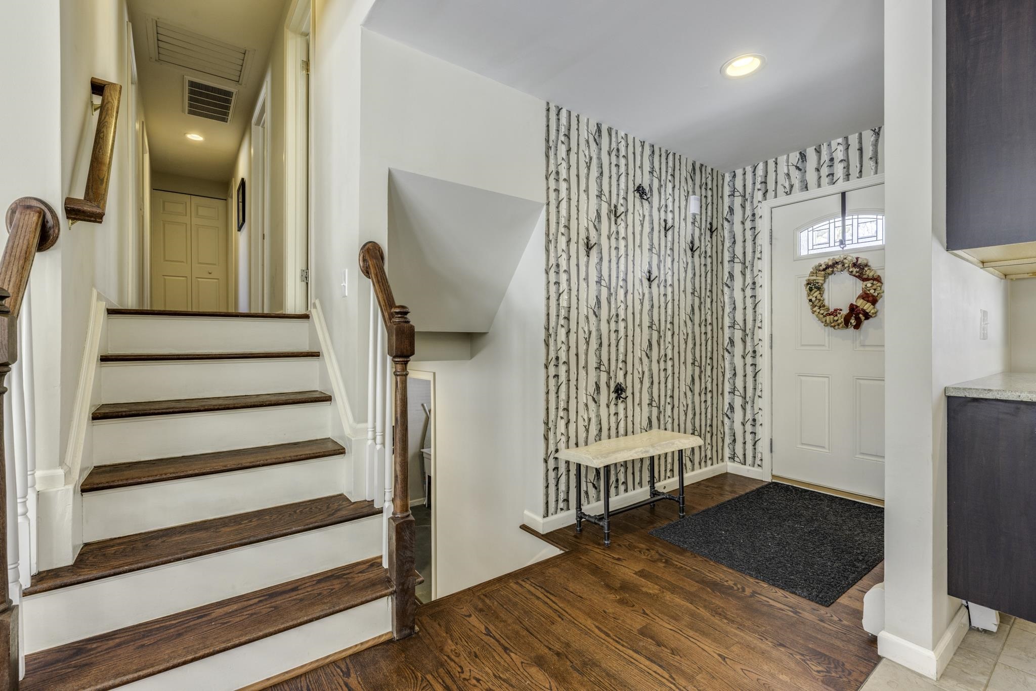2762 Bridle Road Bloomfield Hills, MI 48304 - Photo 29 of 42 50166885-40a6c69a-c98f-4ea3-8a56-beebe7e620e6.JPG