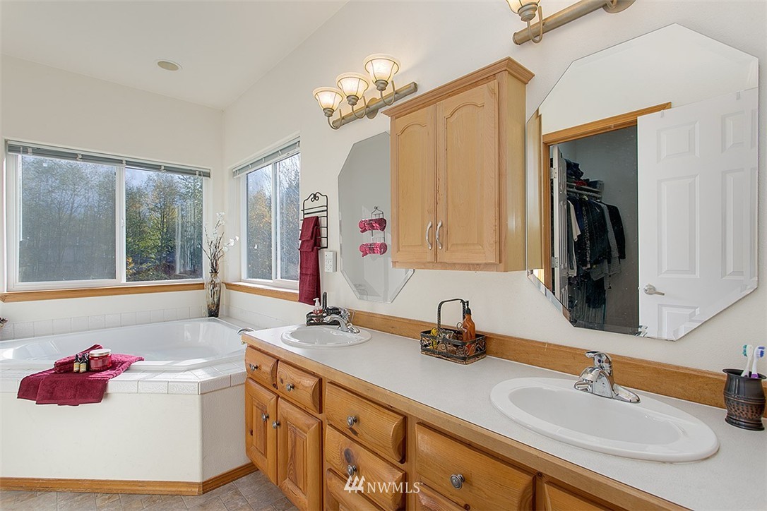 5628 Pilchuck Tree Farm Road Snohomish, WA 98290 - Photo 16 of 25 Gallery Image 16