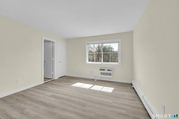 $3,000 | 113 Park Avenue, Unit 21, Danbury, CT 06810