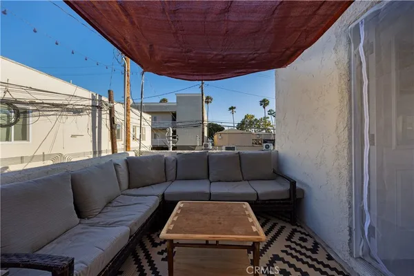 $1,759,000 | 28 Argonne Avenue, Long Beach, CA 90803