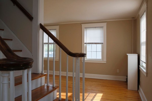 9 Delaval Road Worcester, MA 01606 - Photo 4 of 26 Gallery Image 4