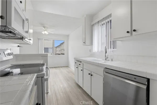 $485,000 | 5400 Lindley Avenue, Unit 121, Encino, CA 91316
