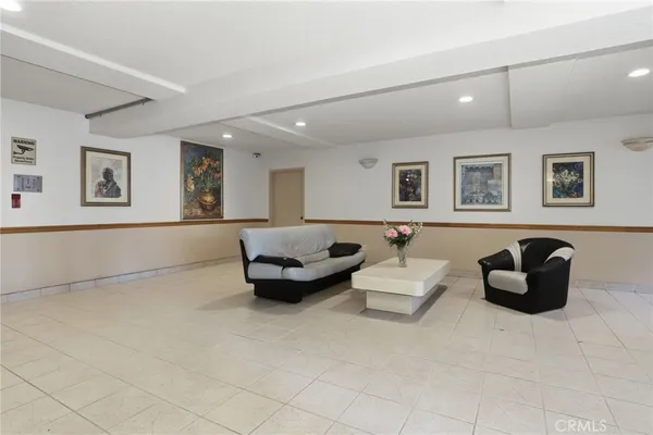 $485,000 | 5400 Lindley Avenue, Unit 121, Encino, CA 91316