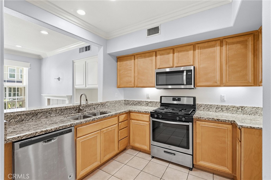 24 Corbin Street Ladera Ranch, CA 92694 - Photo 9 of 20 Gallery Image 9