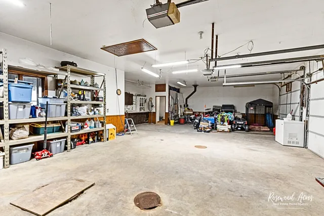 a view of a storage & utility room