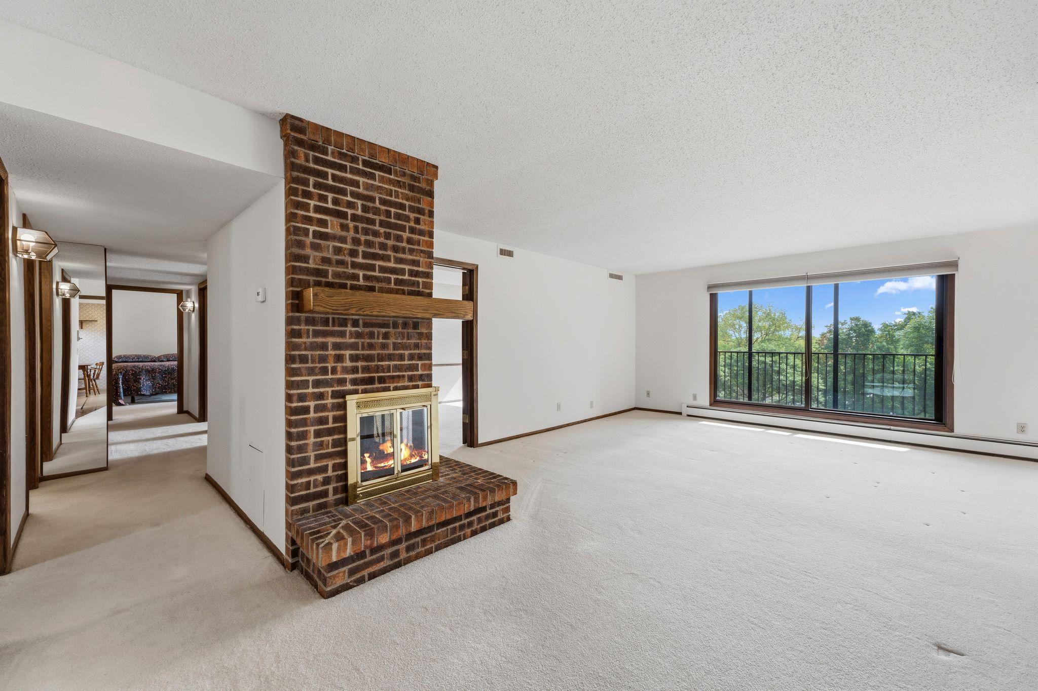 9500 Collegeview Road, Unit 206 Bloomington, MN 55437 - Photo 5 of 51 Gallery Image 5