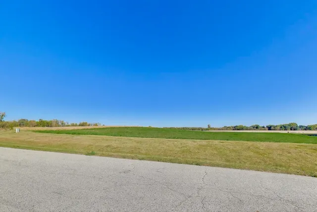 $92,000 | 11114 Musgrave Parkway, Huntley, IL 60142