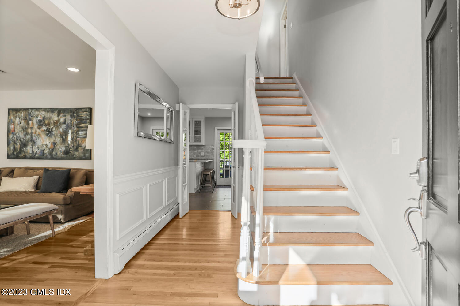 10 Rainbow Drive Riverside, CT 06878 - Photo 15 of 34 Foyer