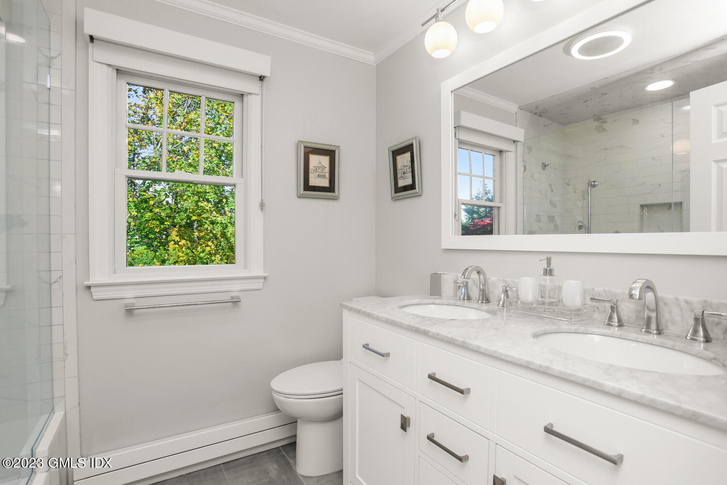 10 Rainbow Drive Riverside, CT 06878 - Photo 23 of 34 Full Bath 2nd Floor Hall