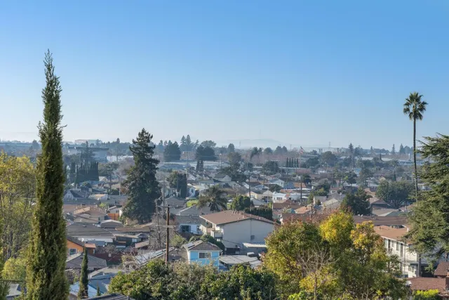 $729,000 | 15675 Liberty Street, San Leandro, CA 94578