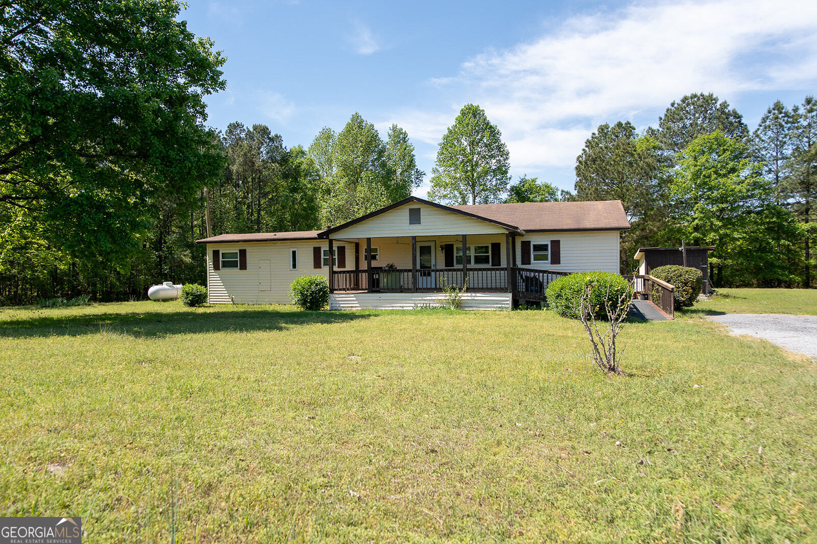3131 Langley Road Southwest Loganville, GA 30052 - Photo 3 of 35