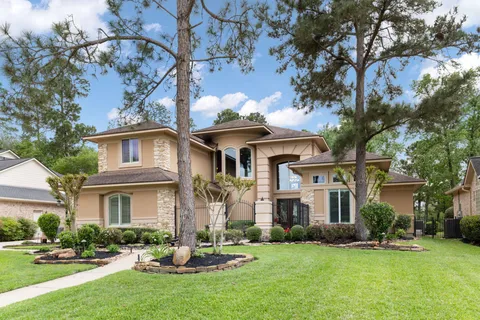 $825,000 | 6207 Windrose Hollow Lane, Spring, TX 77379