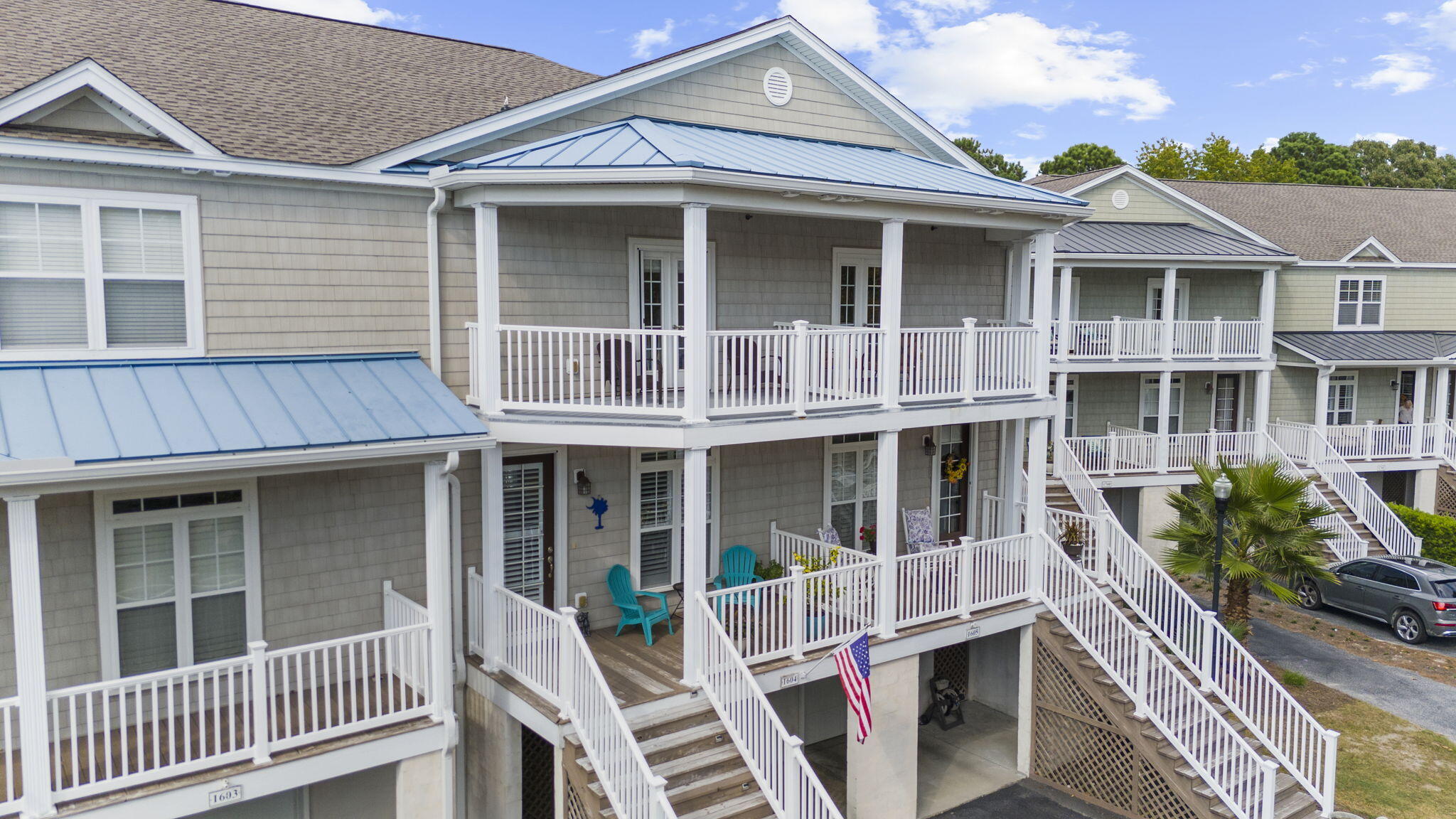 1604 Hopeman Lane Mount Pleasant, SC 29466 - Photo 11 of 93 19-web-or-mls-DJI_20250919155917_0483_D