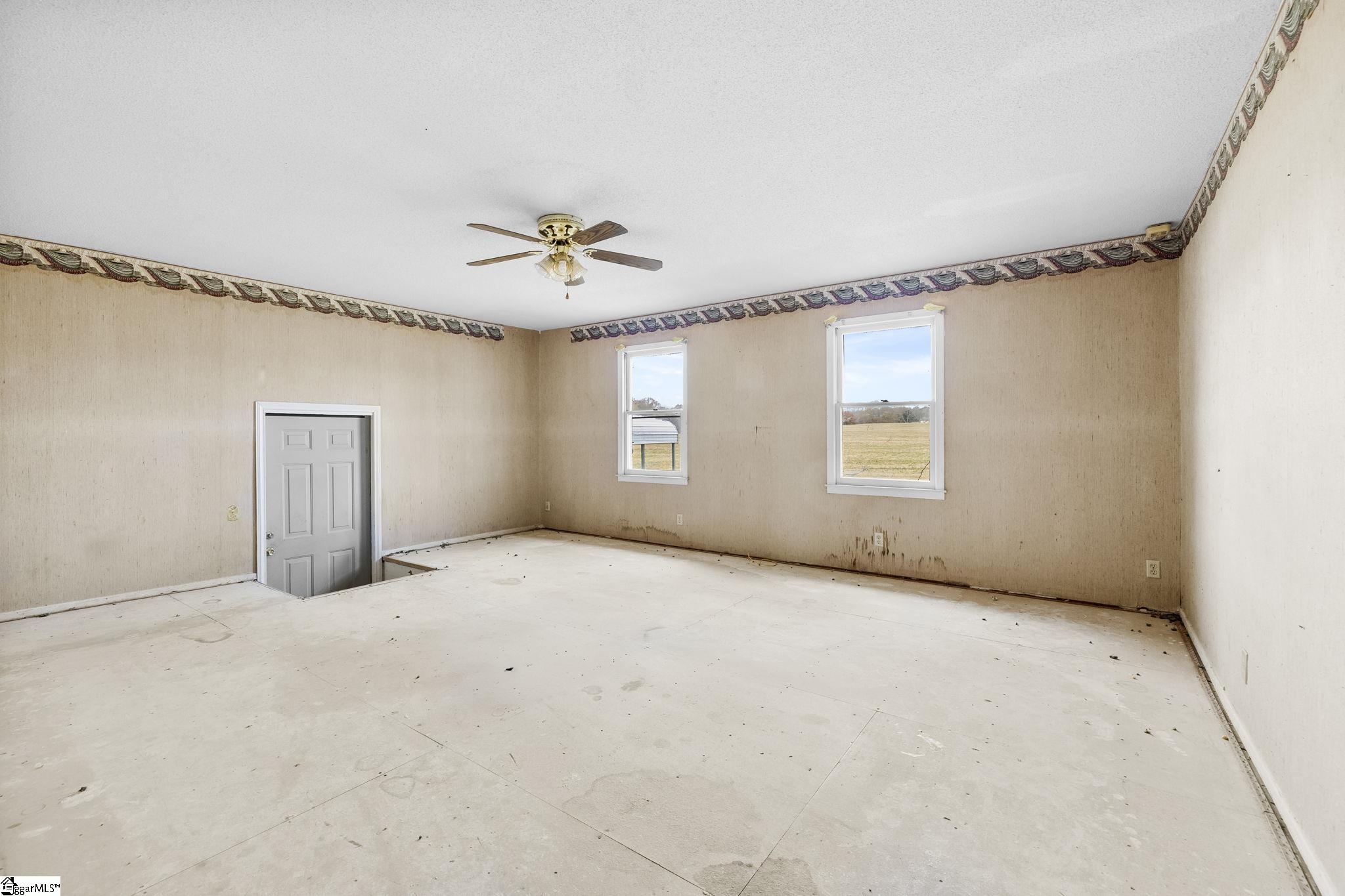 2013 Highway 418 Pelzer, SC 29669 - Photo 14 of 41