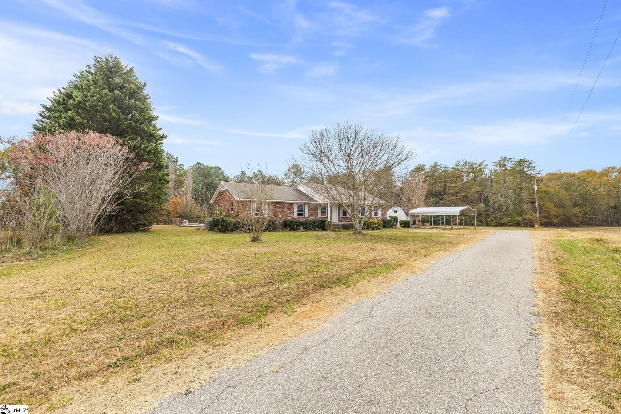 2013 Highway 418 Pelzer, SC 29669 - Photo 2 of 41