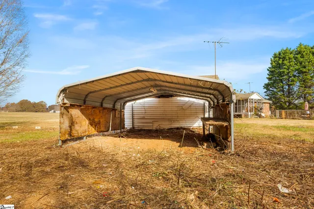 $280,000 | 2013 Highway 418, Pelzer, SC 29669