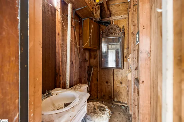 $280,000 | 2013 Highway 418, Pelzer, SC 29669