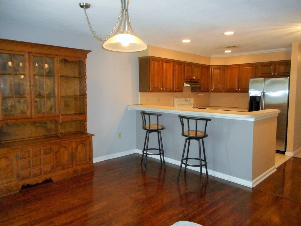 20 Abington Road, Unit 20 Danvers, MA 01923 - Photo 3 of 26 Gallery Image 3