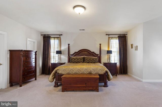 $960,000 | 7217 White House Drive, Springfield, VA 22153