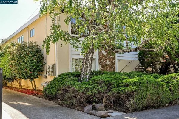 $1,349,000 | 3037 College Avenue, Berkeley, CA 94705