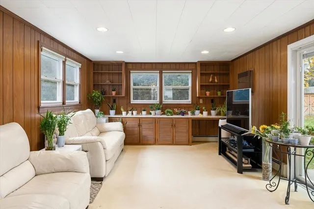 $729,900 | 8 Stanley Street, Natick, MA 01760