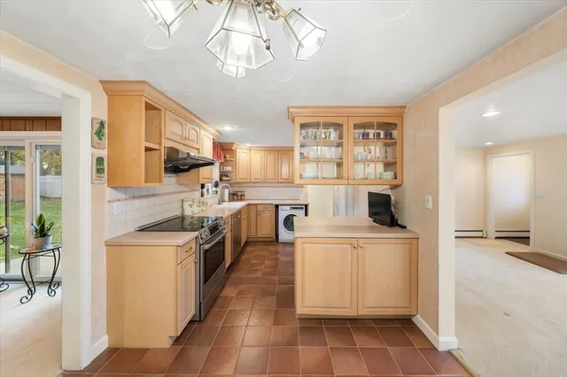 $729,900 | 8 Stanley Street, Natick, MA 01760