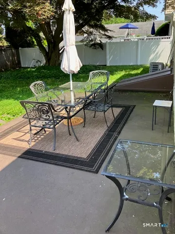 $5,000 | 417 Reef Road, Fairfield, CT 06824