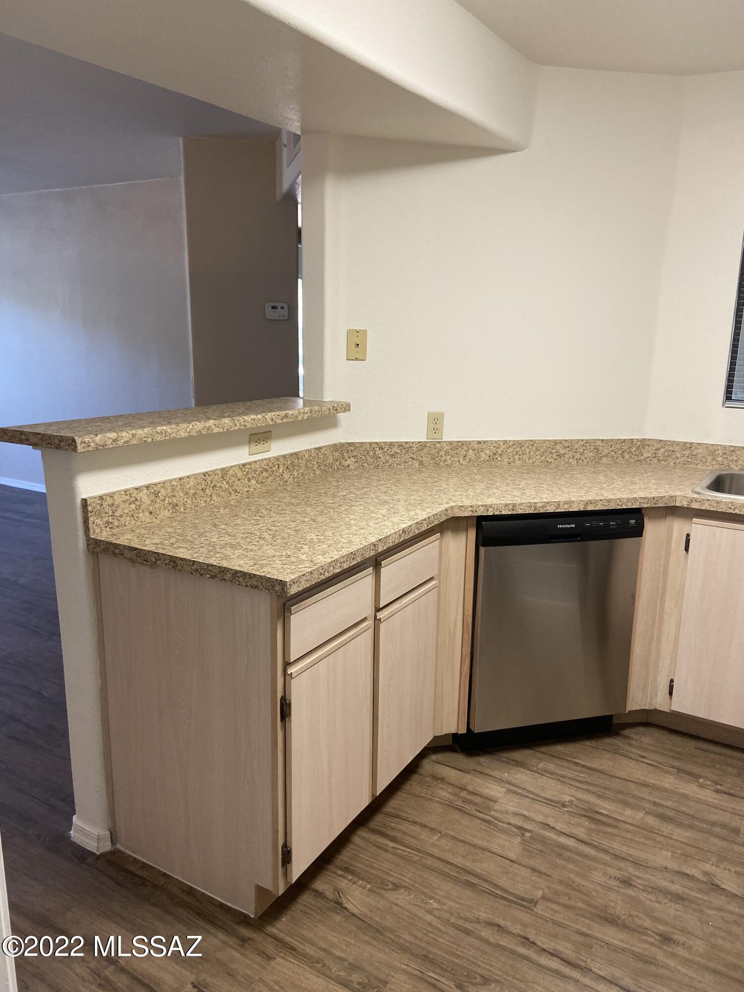 5751 North Kolb Road, Unit 10104 Tucson, AZ 85750 - Photo 10 of 30 IMG_0013