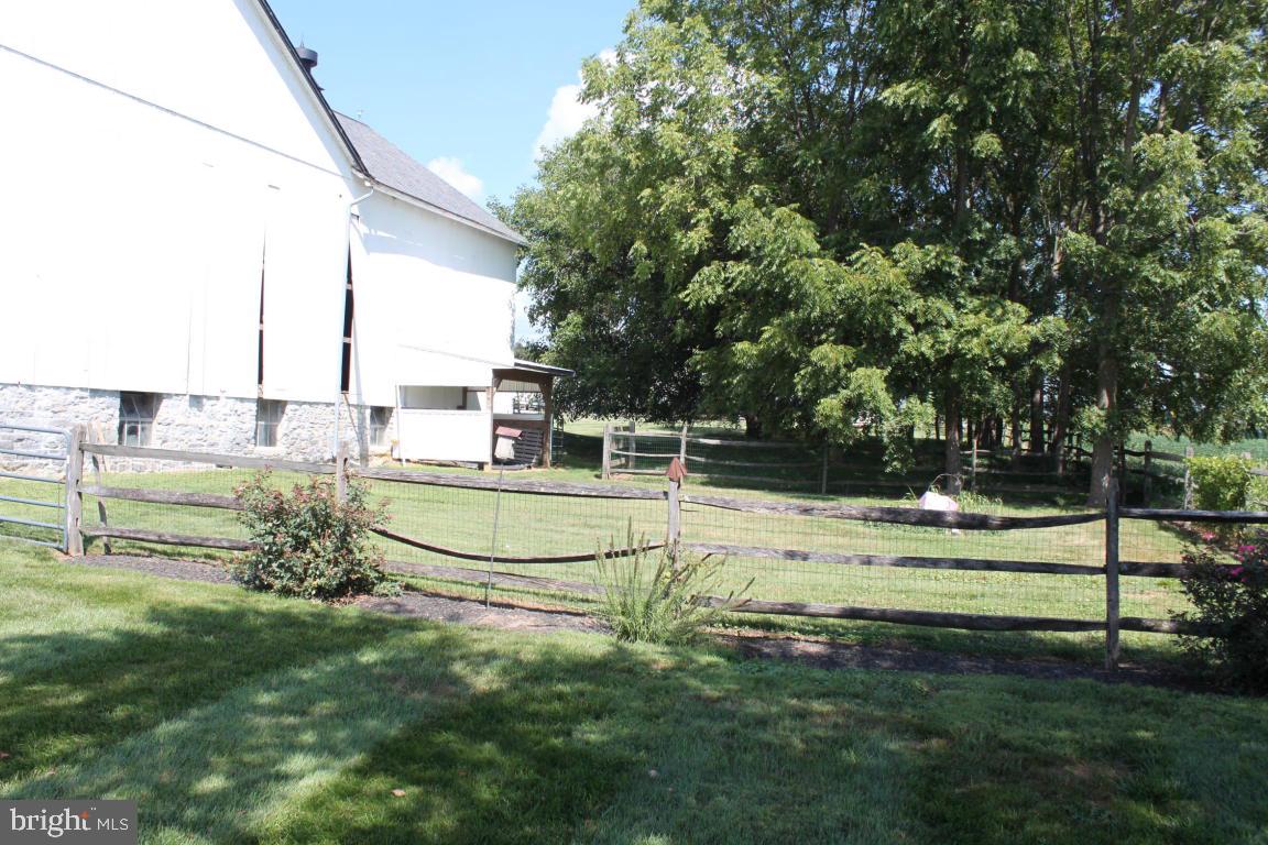 605 Becker Road Leola, PA 17540 - Photo 42 of 47