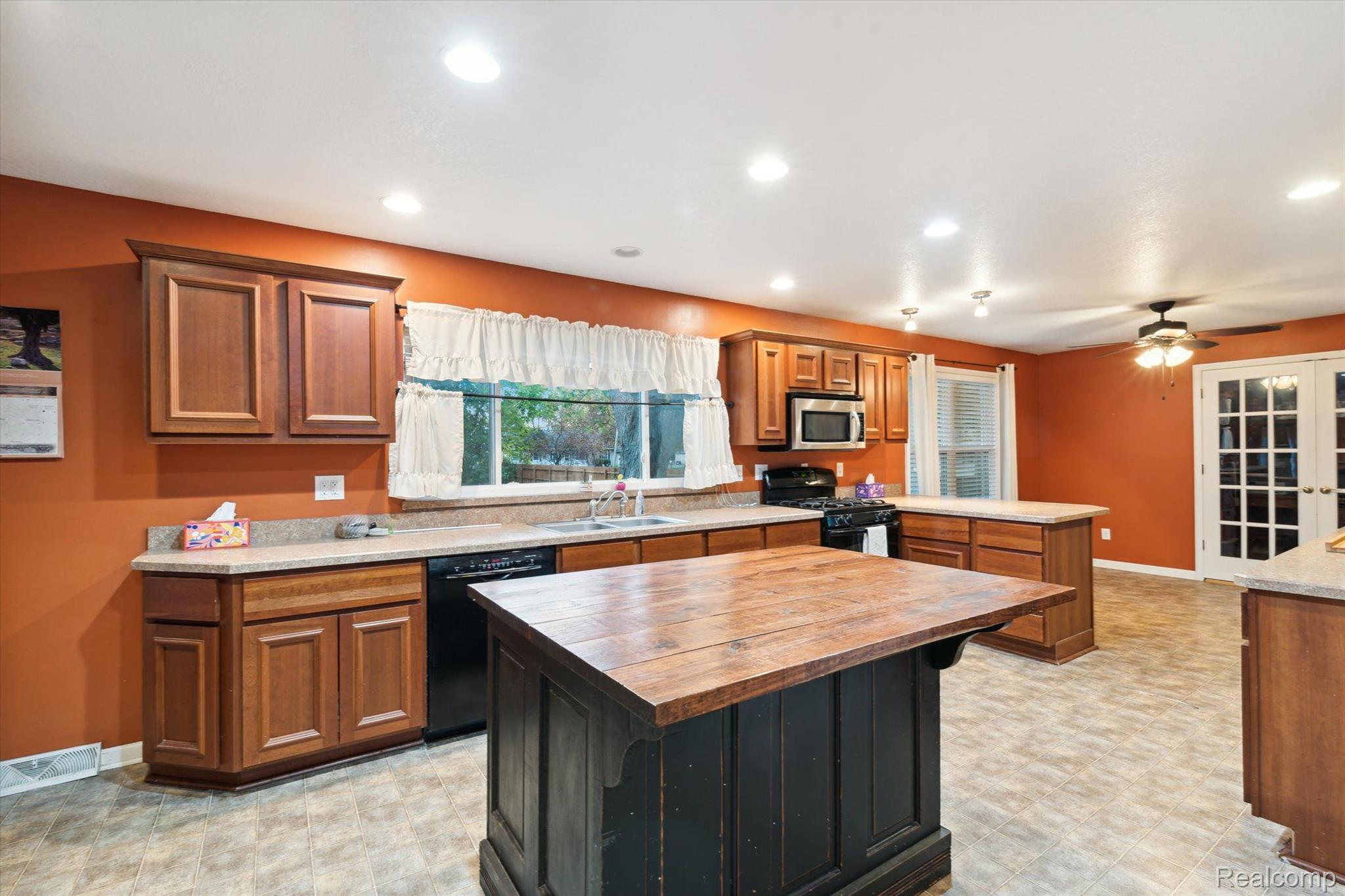 6361 Swiss Garden Road Temperance, MI 48182 - Photo 19 of 52 Gallery Image 19