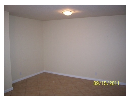 1000 Spanish River Road, Unit 1D Boca Raton, FL 33432 - Photo 10 of 14 Additional Photo