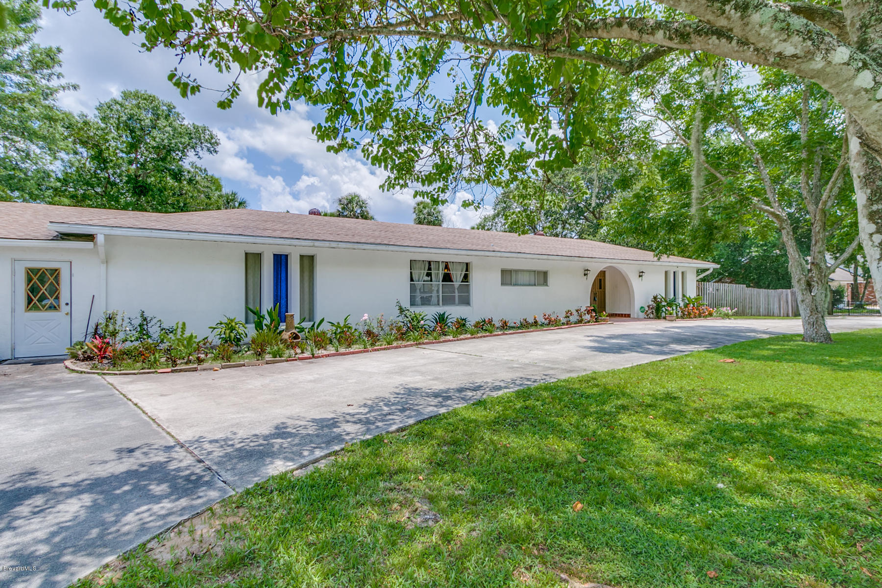 1097 Knecht Road Northeast Palm Bay, FL 32905 - Photo 3 of 46 1097 Knecht Road NE-4