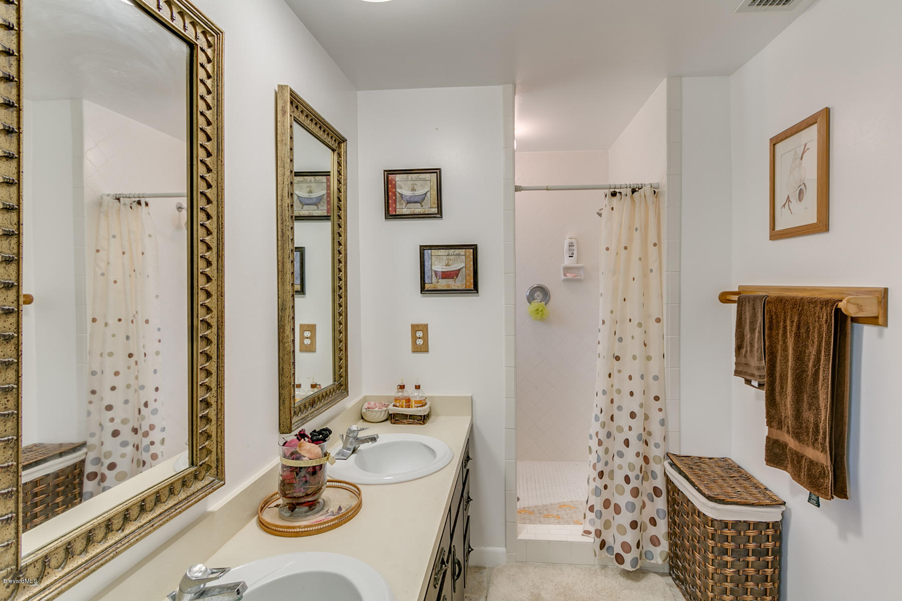 1097 Knecht Road Northeast Palm Bay, FL 32905 - Photo 26 of 46 1097 Knecht Road NE-44