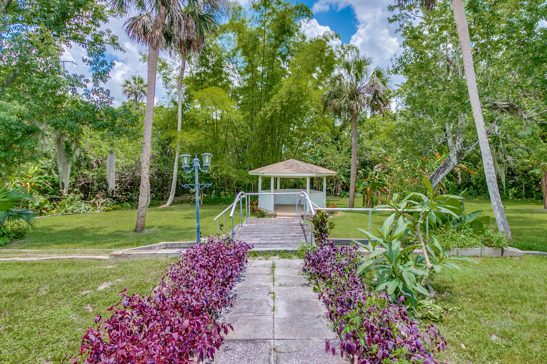 1097 Knecht Road Northeast Palm Bay, FL 32905 - Photo 34 of 46 1097 Knecht Road NE-25