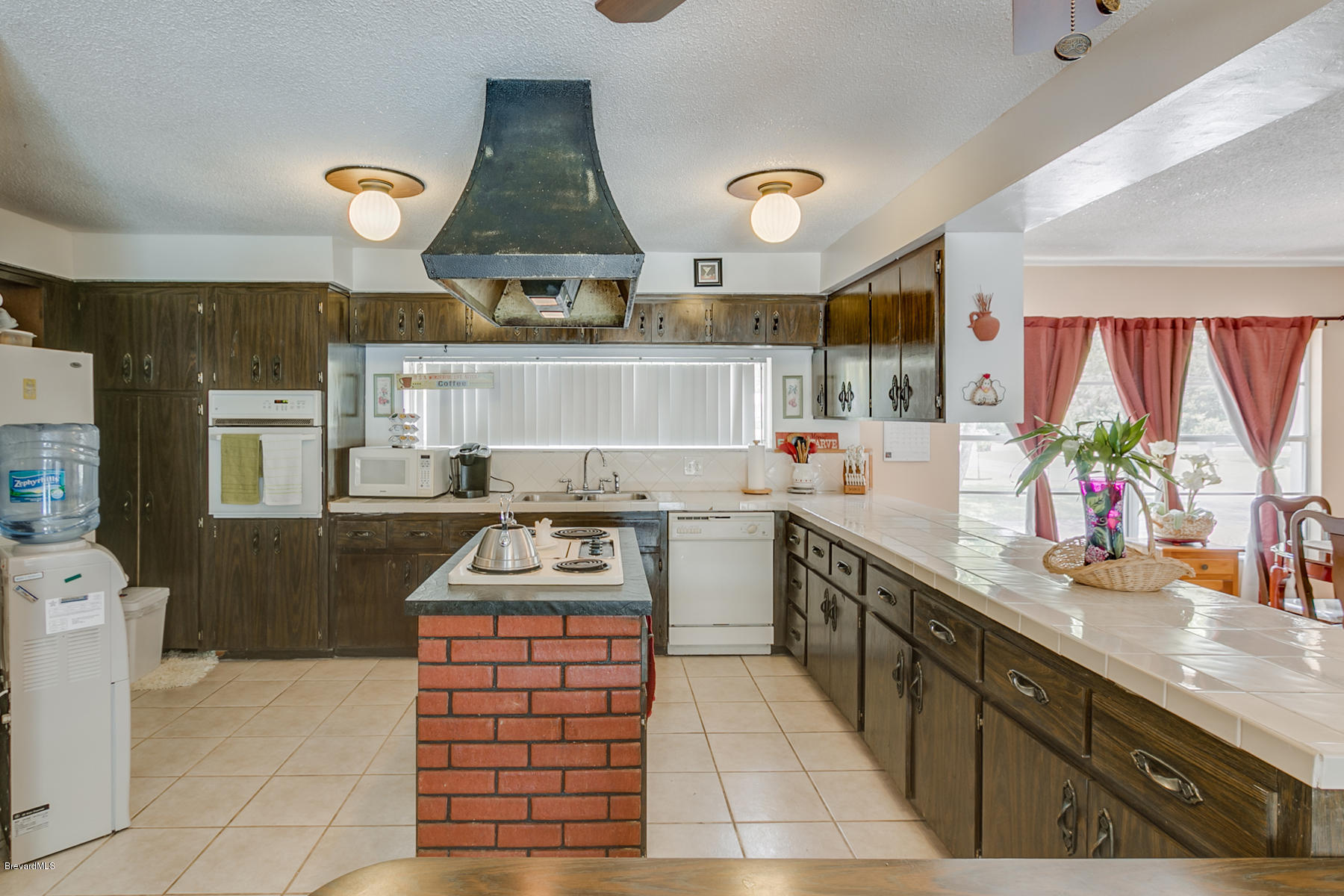 1097 Knecht Road Northeast Palm Bay, FL 32905 - Photo 8 of 46 1097 Knecht Road NE-32