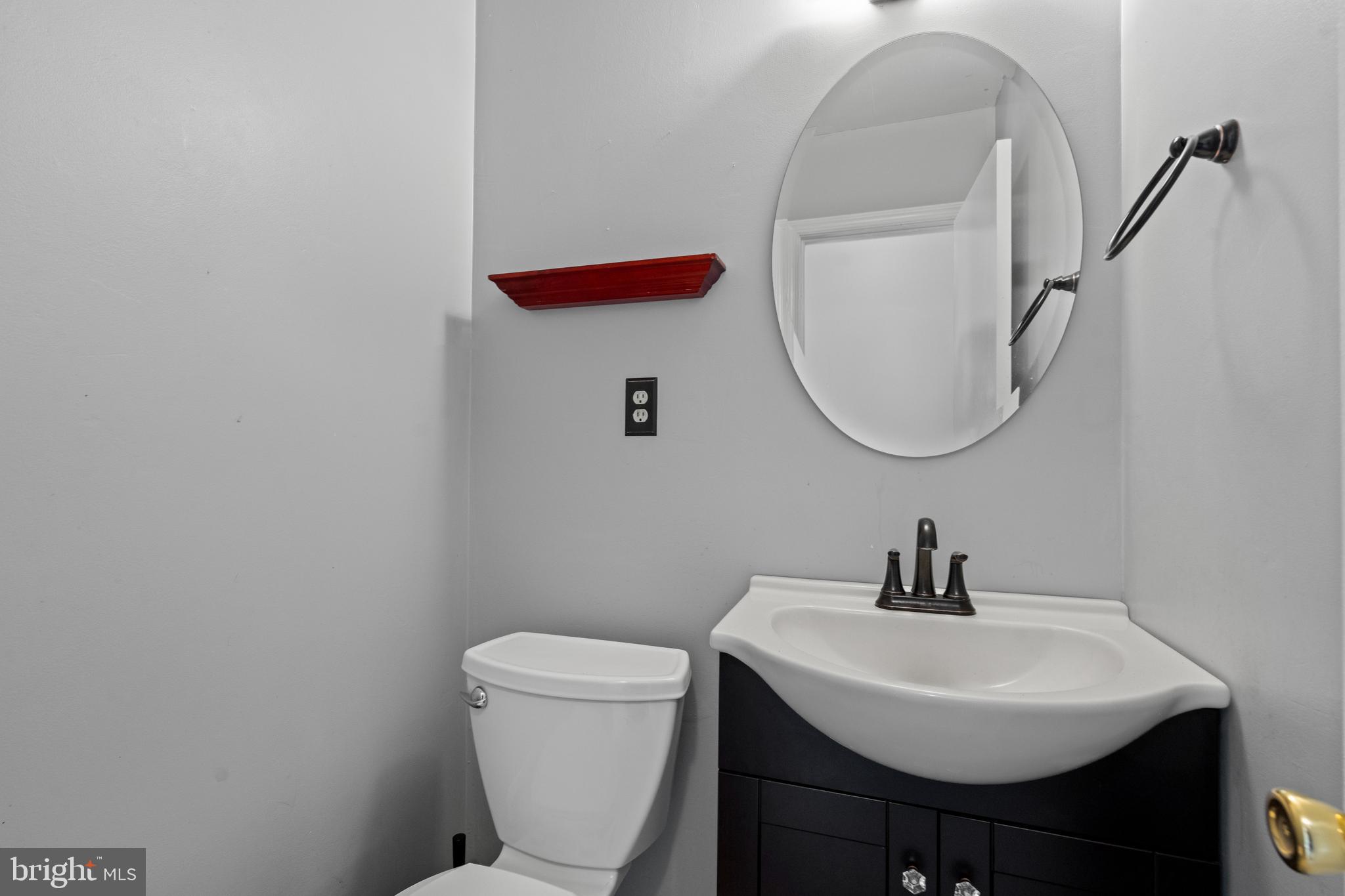 9060 Brook Ford Road Burke, VA 22015 - Photo 16 of 46