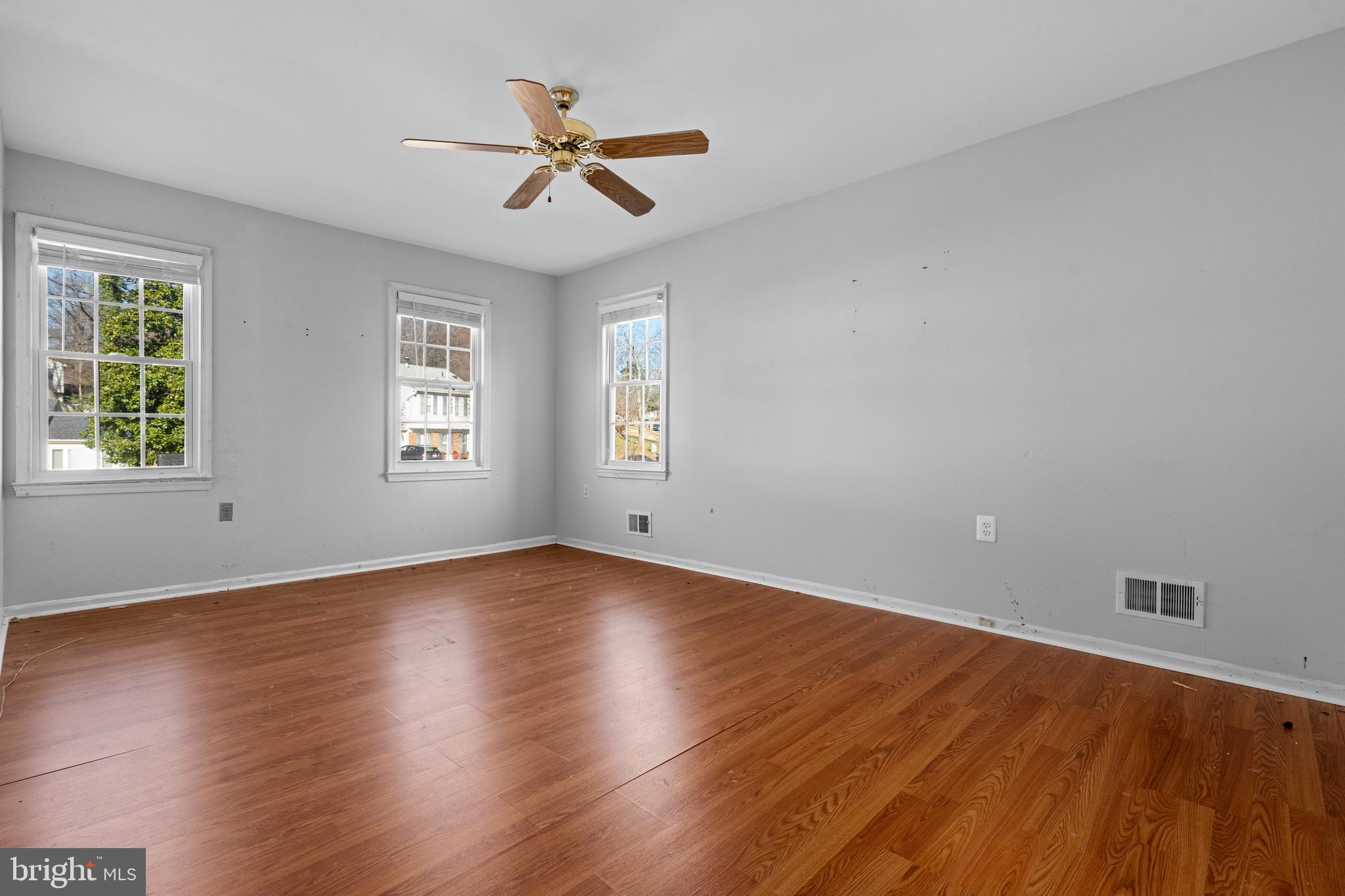 9060 Brook Ford Road Burke, VA 22015 - Photo 17 of 46