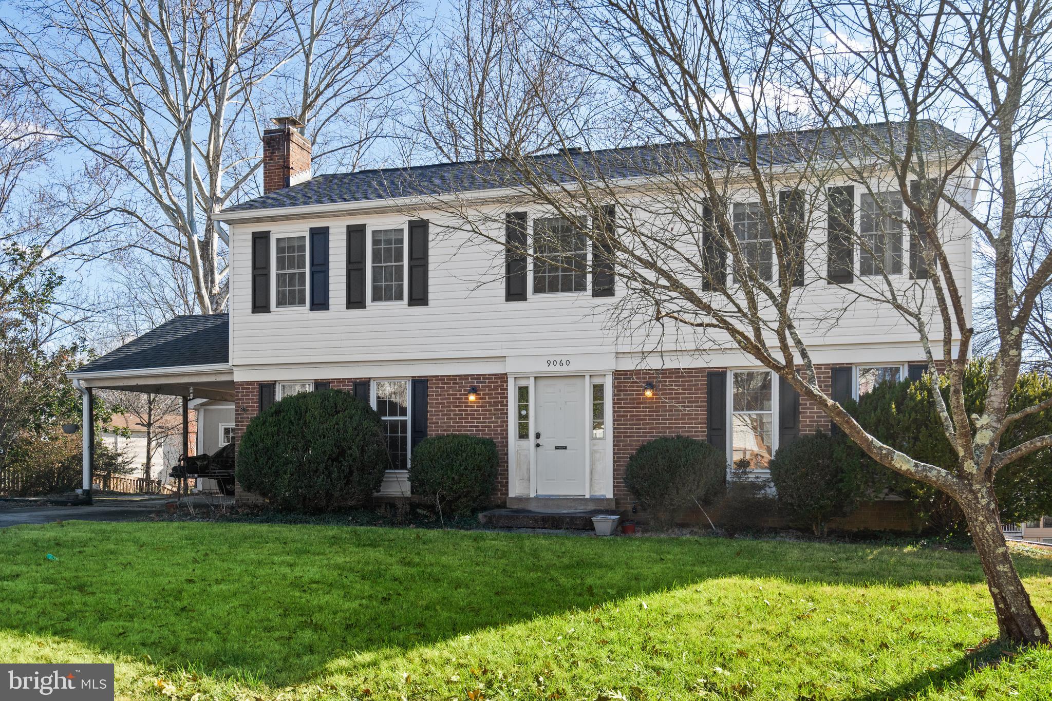 9060 Brook Ford Road Burke, VA 22015 - Photo 3 of 46