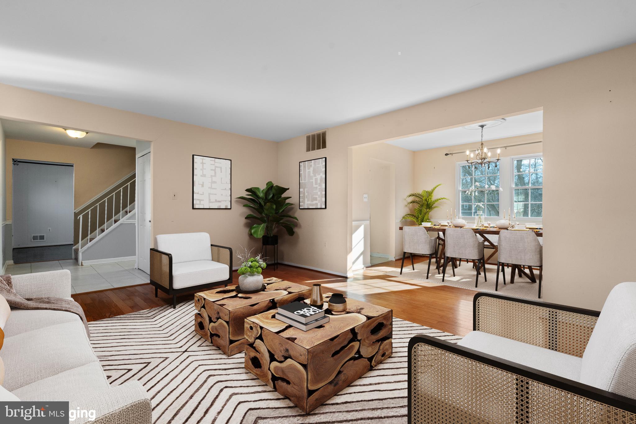 9060 Brook Ford Road Burke, VA 22015 - Photo 7 of 46