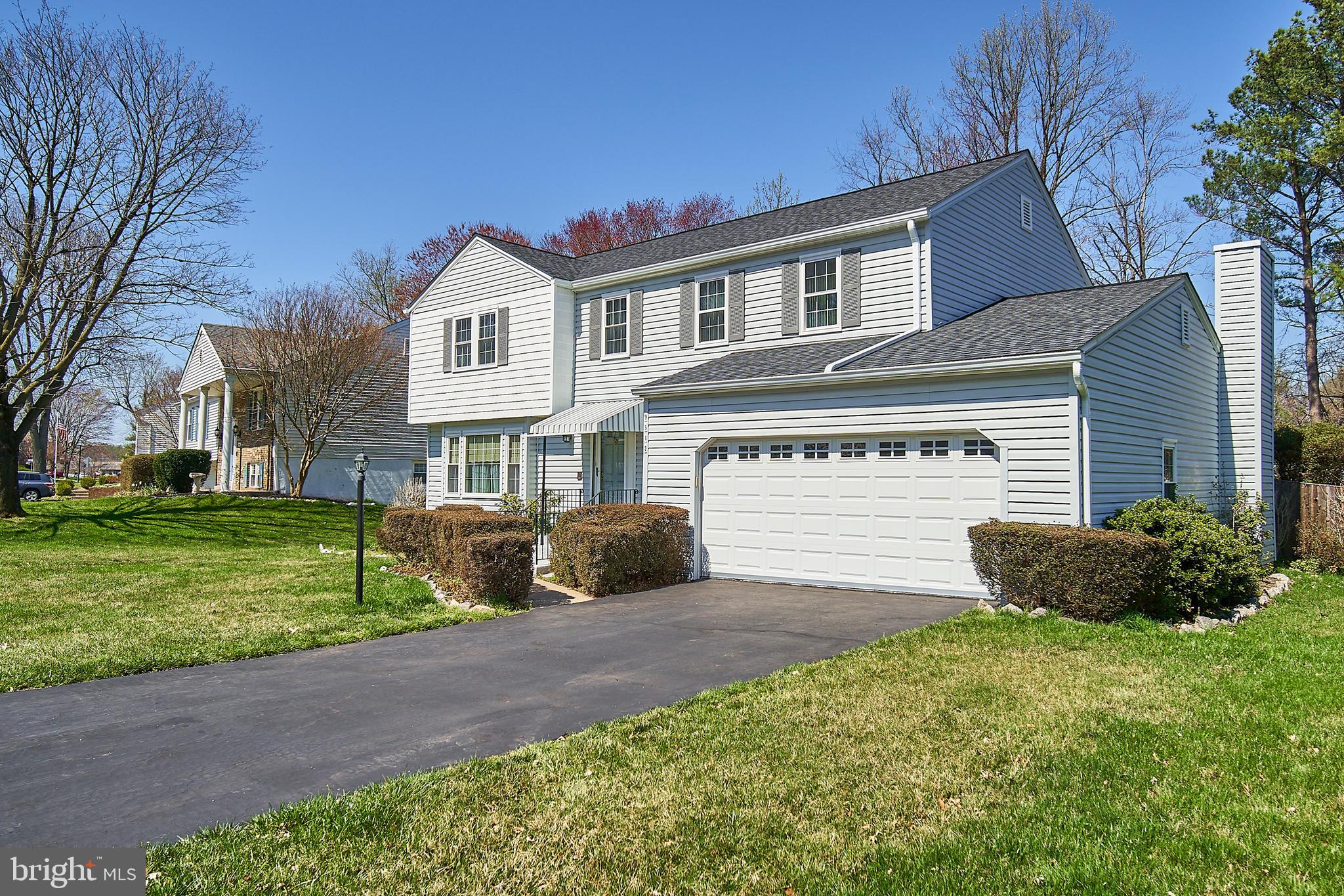 9512 Burning Branch Road Burke, VA 22015 - Photo 3 of 30 Beautiful 4 Bedroom, 3 Bath Home in Cardinal Glen