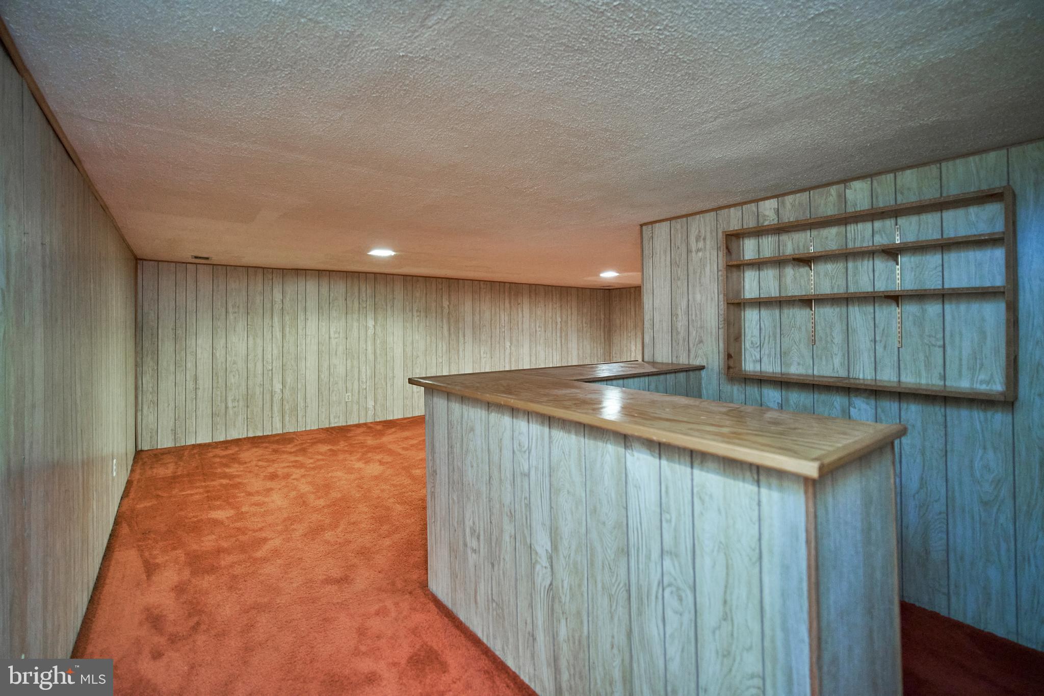 9512 Burning Branch Road Burke, VA 22015 - Photo 27 of 30 Recreation Room with Bar Area