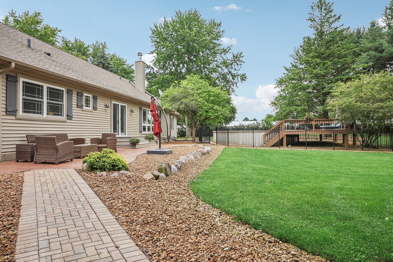 22517 Grange Road Marengo, IL 60152 - Photo 6 of 39 a front view of a house with a yard