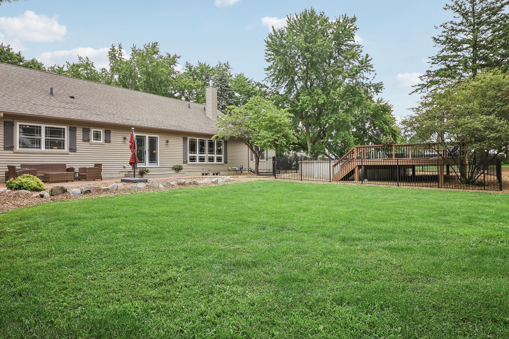 22517 Grange Road Marengo, IL 60152 - Photo 7 of 39 a front view of house with yard and green space